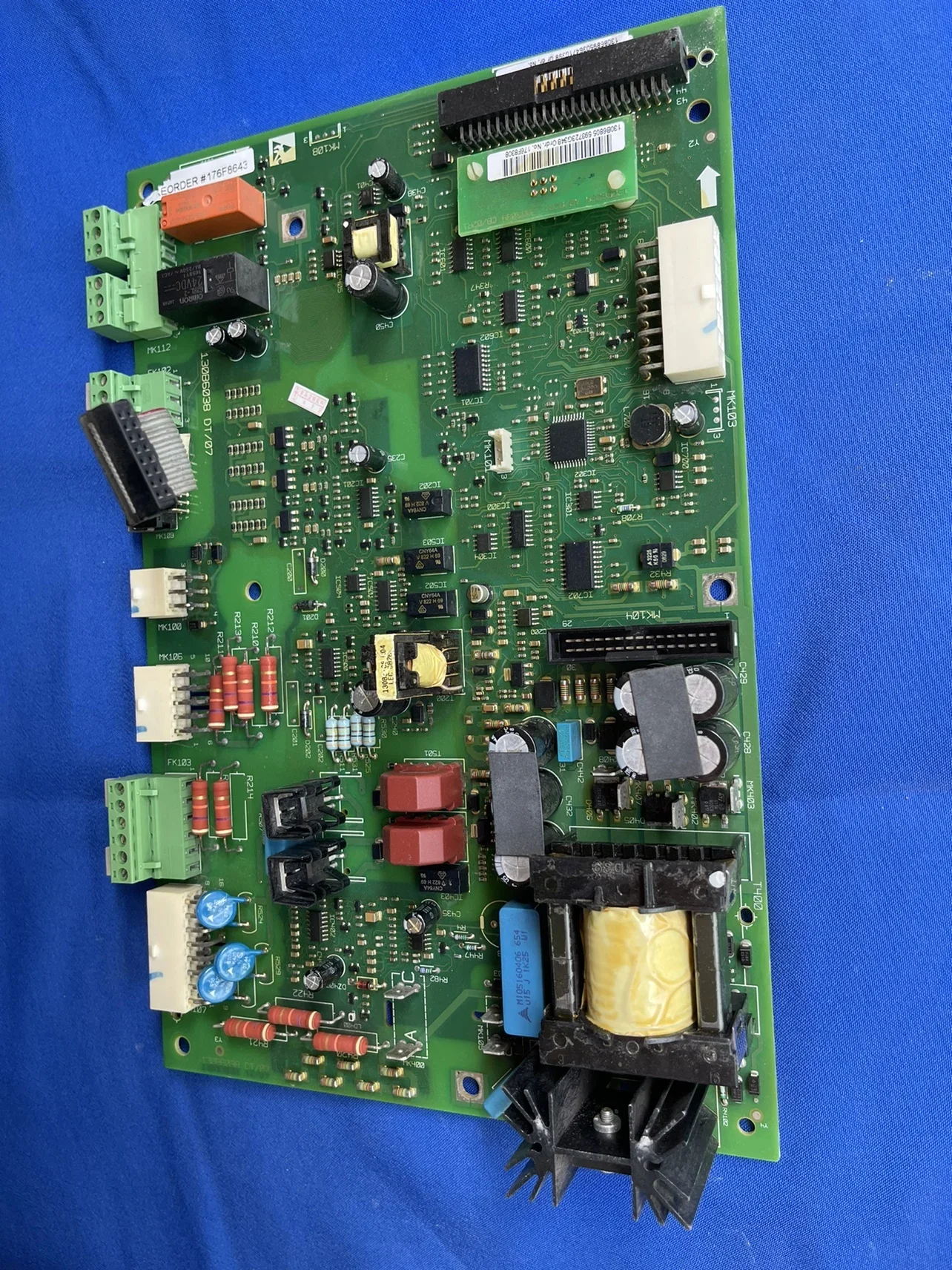 

130B6038DT/06 Danfoss FC301 FC302 FC102 Power Board Driver Board 90 400KW