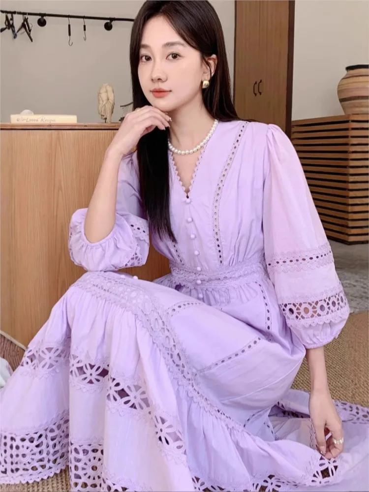2025 novedad de verano vestido largo morado lavanda de lujo con cuello en V gancho hueco diseño de flores vestidos franceses Casual vestido de vacaciones en la playa