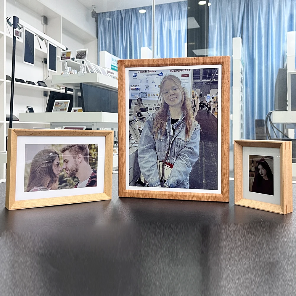 square photo frame wood craft Photo Painter 13.3 inch E6 Full Color E Ink Display 1600x1200 Resolution Solid Wood Photo Frame