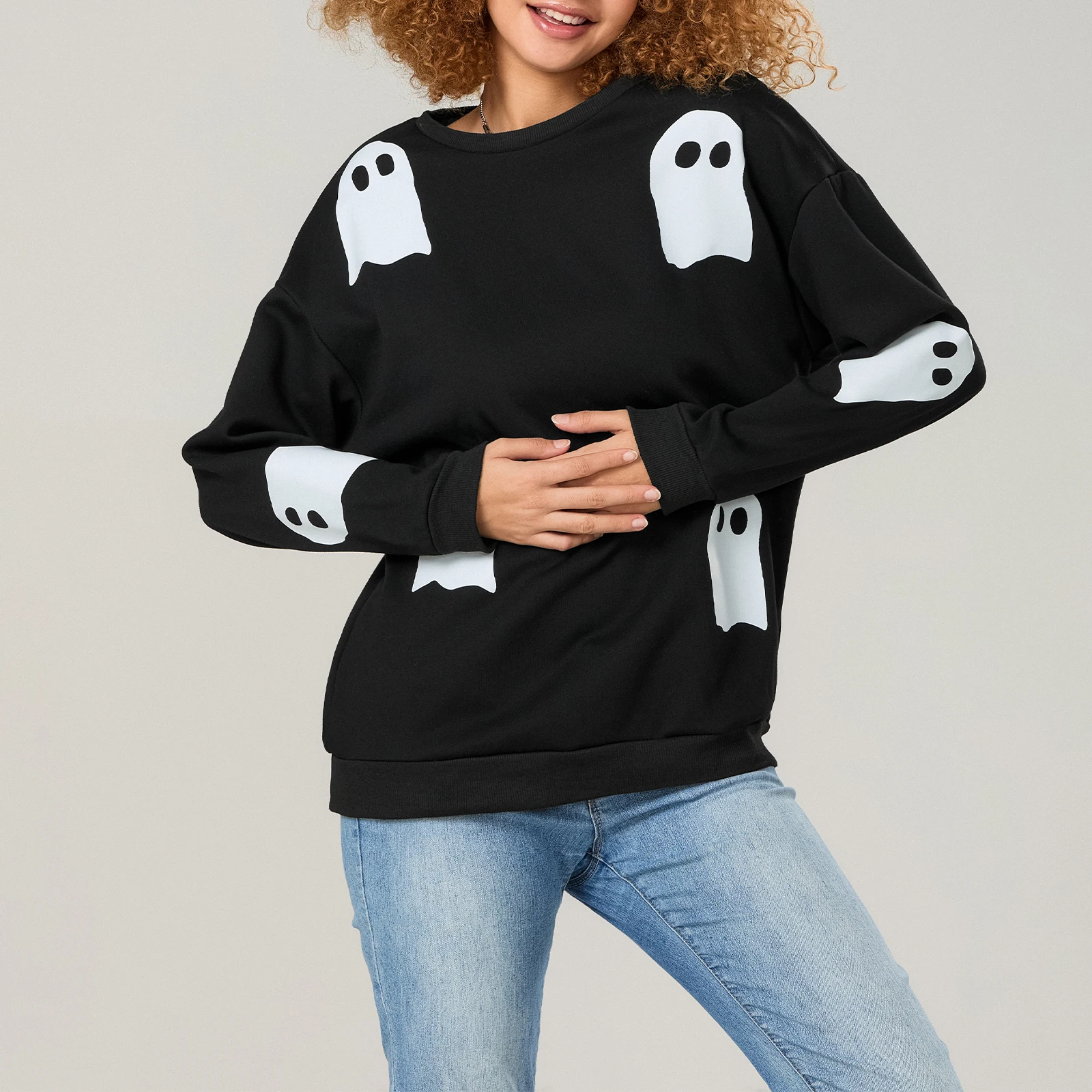 Women's Halloween Ghost Patch Long Sleeve Sports Hoodie Ghost Patch Off Shoulder Round Neck Loose Casual Hoodie