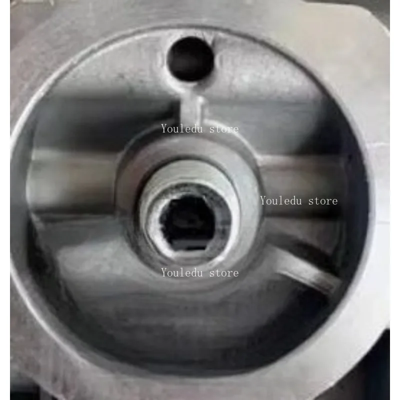 

Forklift Parts Yunnei 490 Guosanchai Filter Seat Hand Oil Pump Seat Oil-water Separator Diesel Filter Seat Longgong