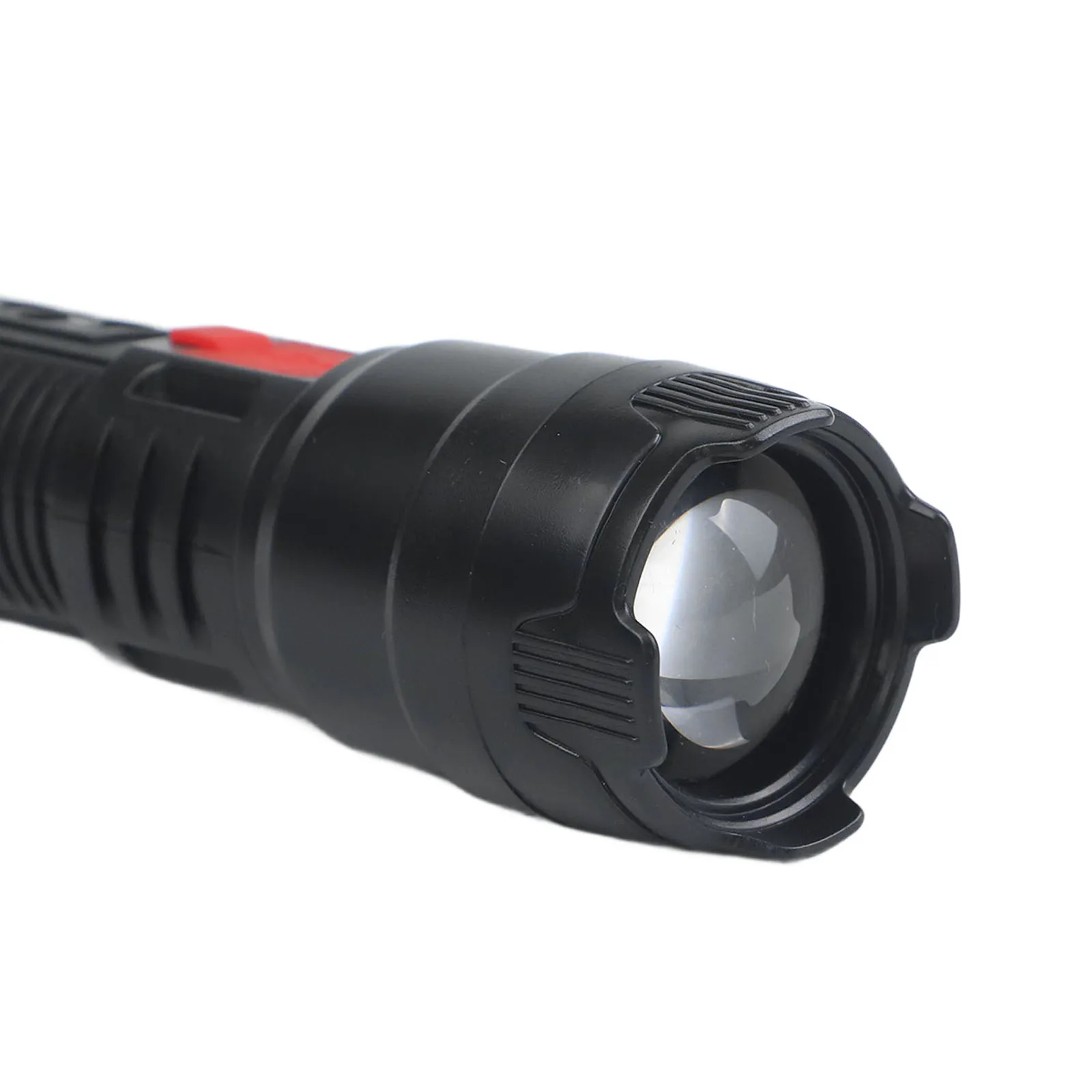 

Уличный телескопический фонарь, светодиодный фонарь для улицы, 16*4.5*4.8 см, порт зарядки Type-C, компактный размер