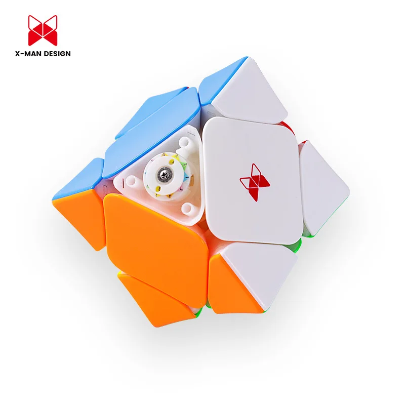 Qiyi XMD Wingy V2 M المغناطيسي ماجيك سرعة مكعب ستيكيرليس المهنية ألعاب متململة X-MAN Wingy V2M Cubo Magico لغز
