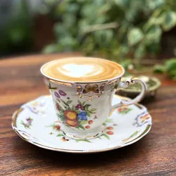 Ceramic Coffee Cups & Saucers Afternoon Tea Milk Latte Mugs European Court Style Golden Oil Berry Finished Wedding Gifts 200ML