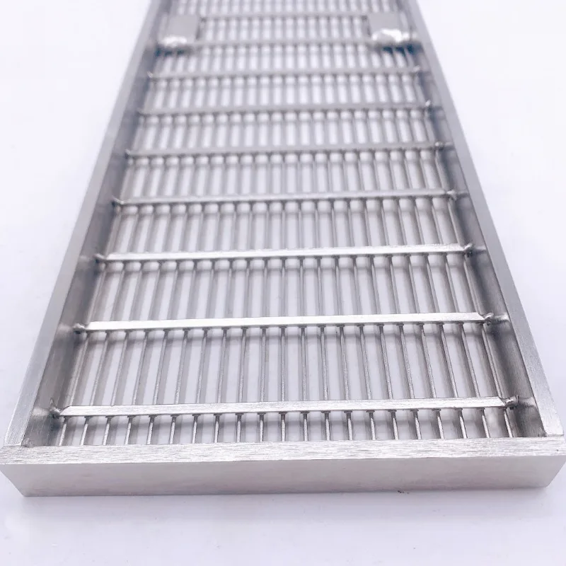 High quality wedge wire mesh grille steel structure floor drain grille swimming pool drainage channel