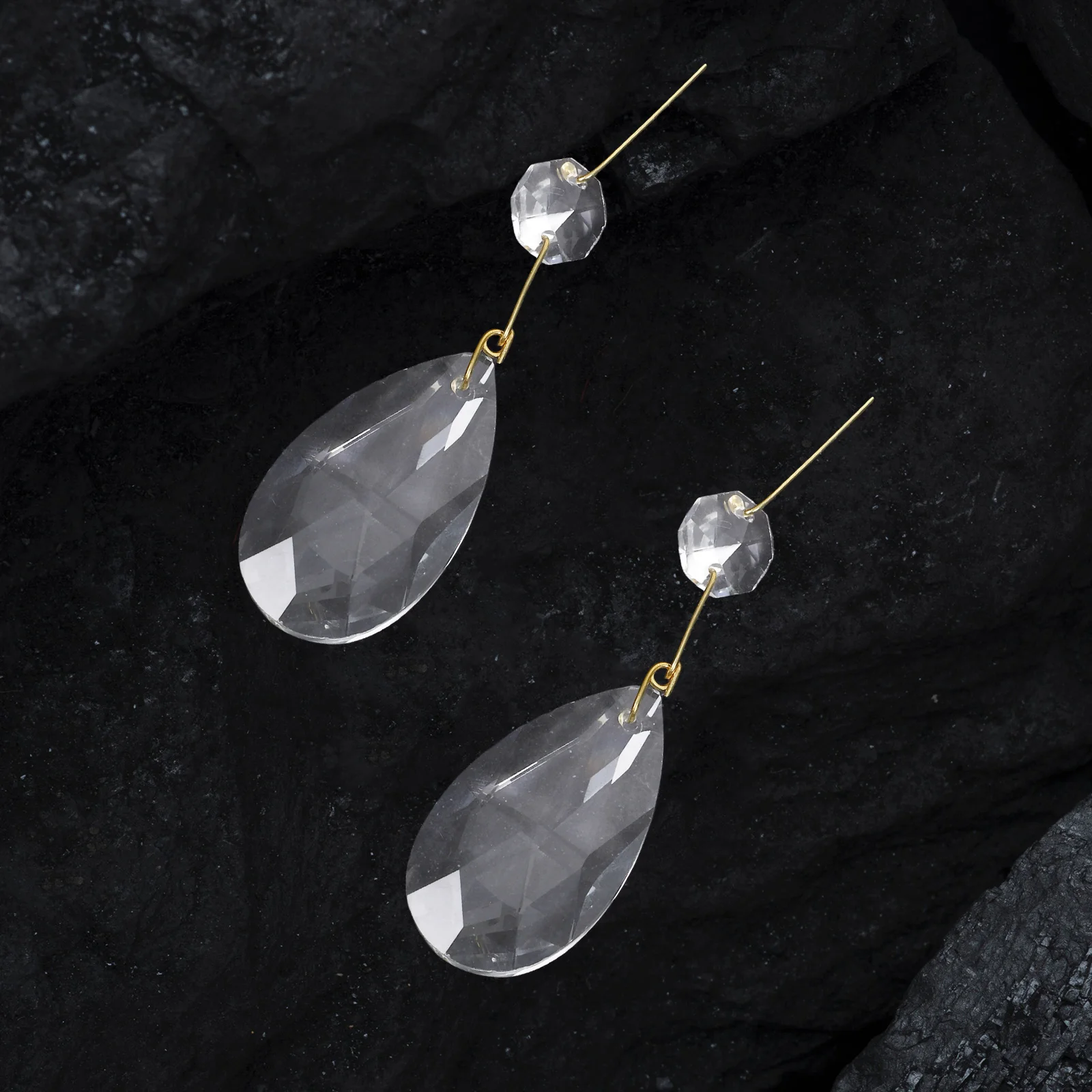 

15Pcs Crystal Clear Teardrop Pendants Transparent Drops for Ceiling Lights Home Lamp Decoration Hanging Pendants