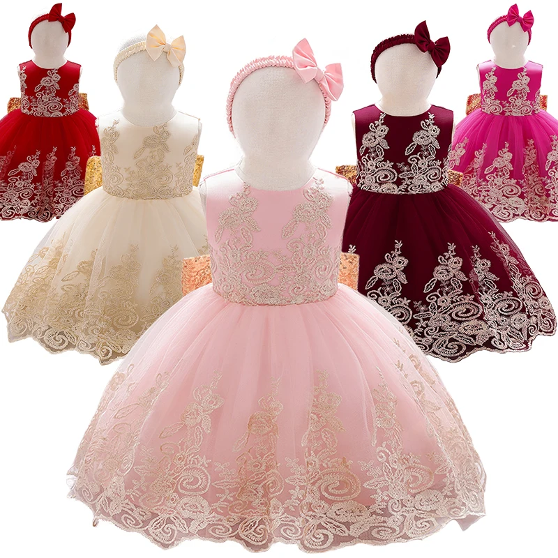 

Elegant Girl Christening Dresses + Plus Bow Tie Kids Embroidered Flower Formal Occasion Dress Infant Birthday Party Ball Gowns