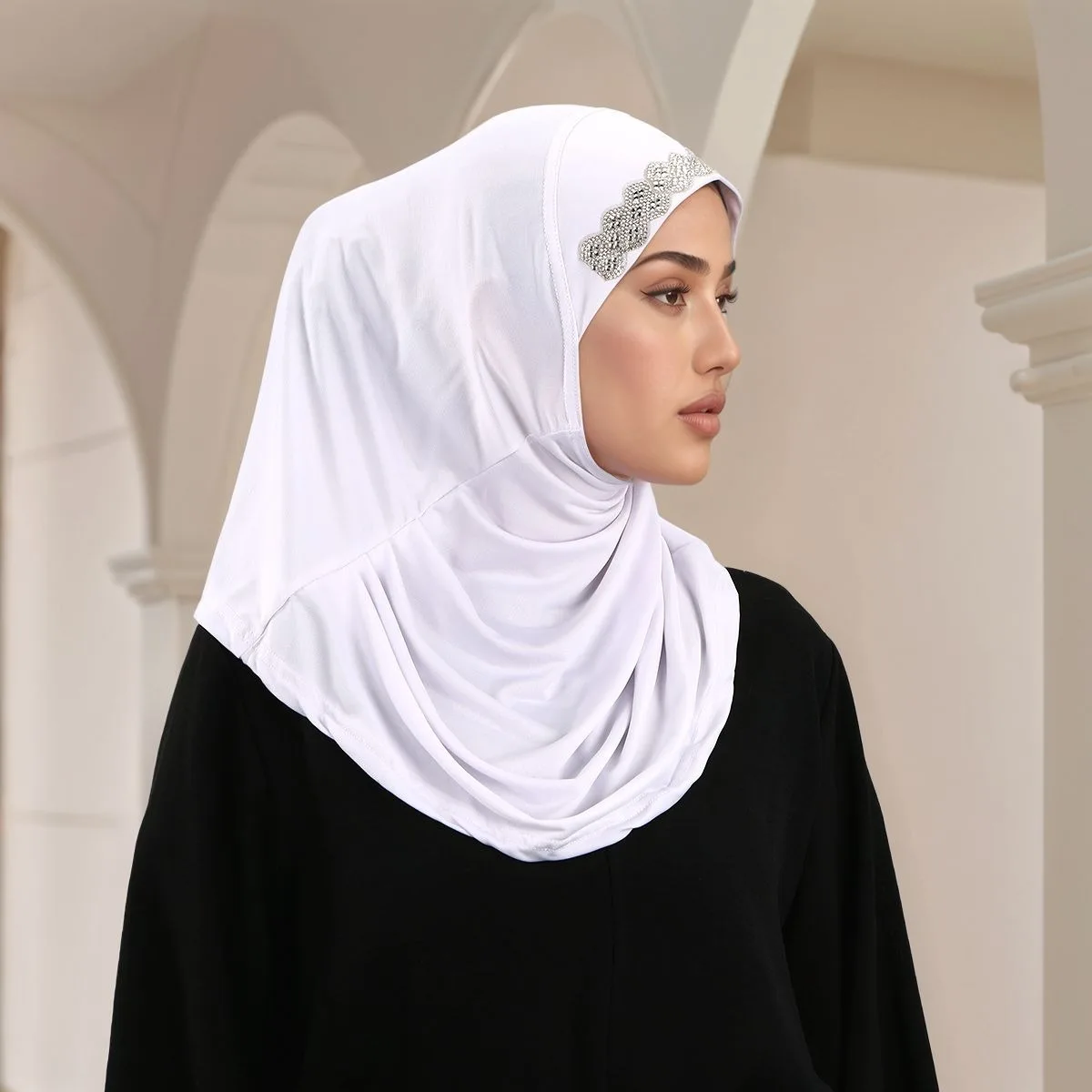 ผ้าคลุมศีรษะแบบสำเร็จรูปสำหรับสตรีมุสลิม ผ้าคลุมฮิญาบแบบสวมทันที ผ้าโพกหัวแบบอิสลาม ผ้าคลุมศีรษะสำหรับละหมาด ผ้าคลุมฮิญาบแบบใหม่