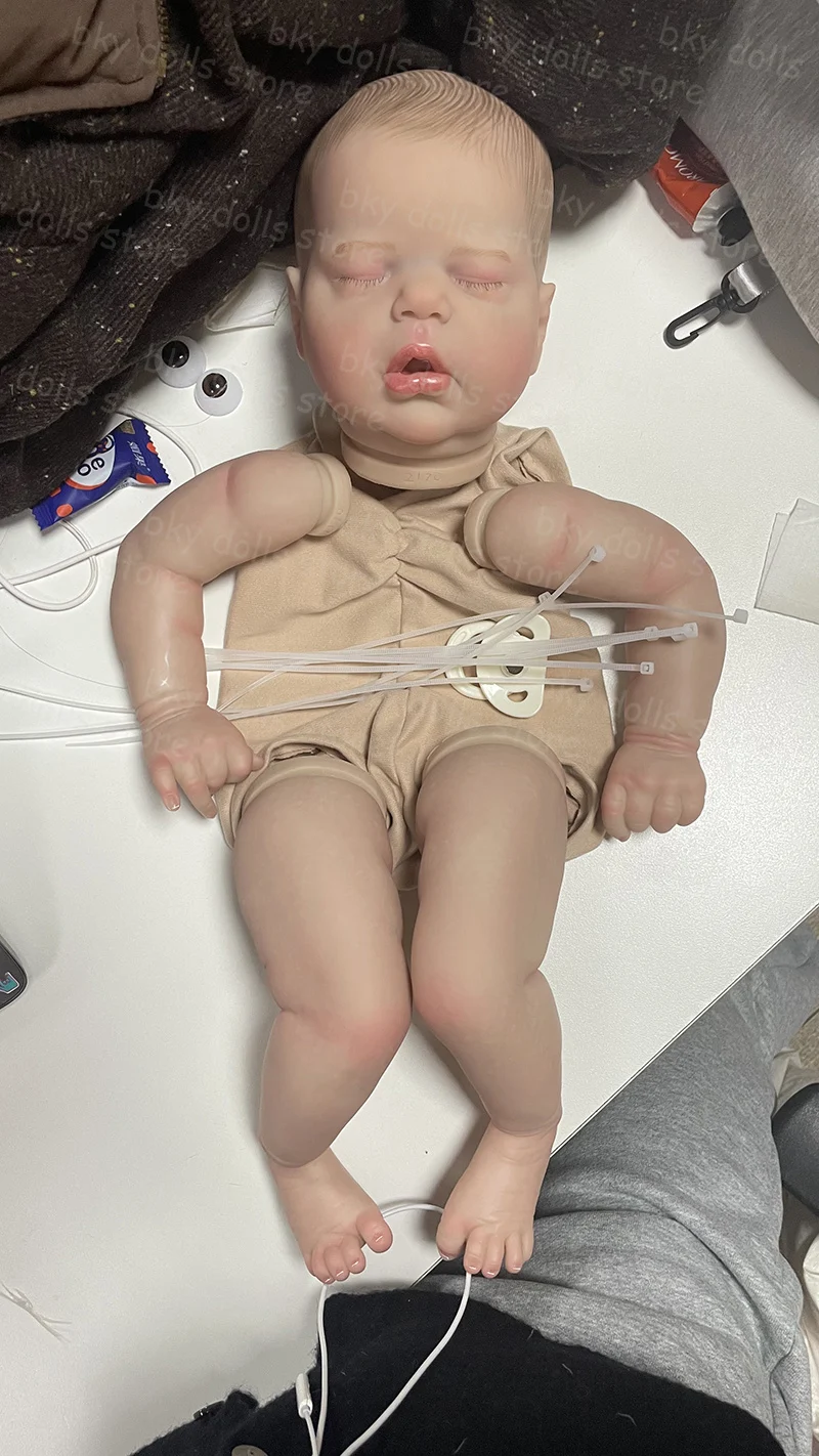 22inch Bebe Reborn Kit Alexis Already Painted DIY Reborn Doll Parts Hand Painted 3D Skin Veins Reborn Kit with Cloth Body