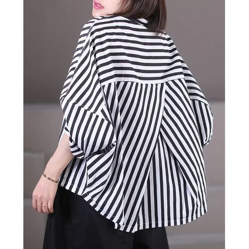 

2023 Spring New Arts Style Women Long Sleeve Loose Turn-down Collar Shirt Single Pocket Casual Stripe Blouse female Tops P387