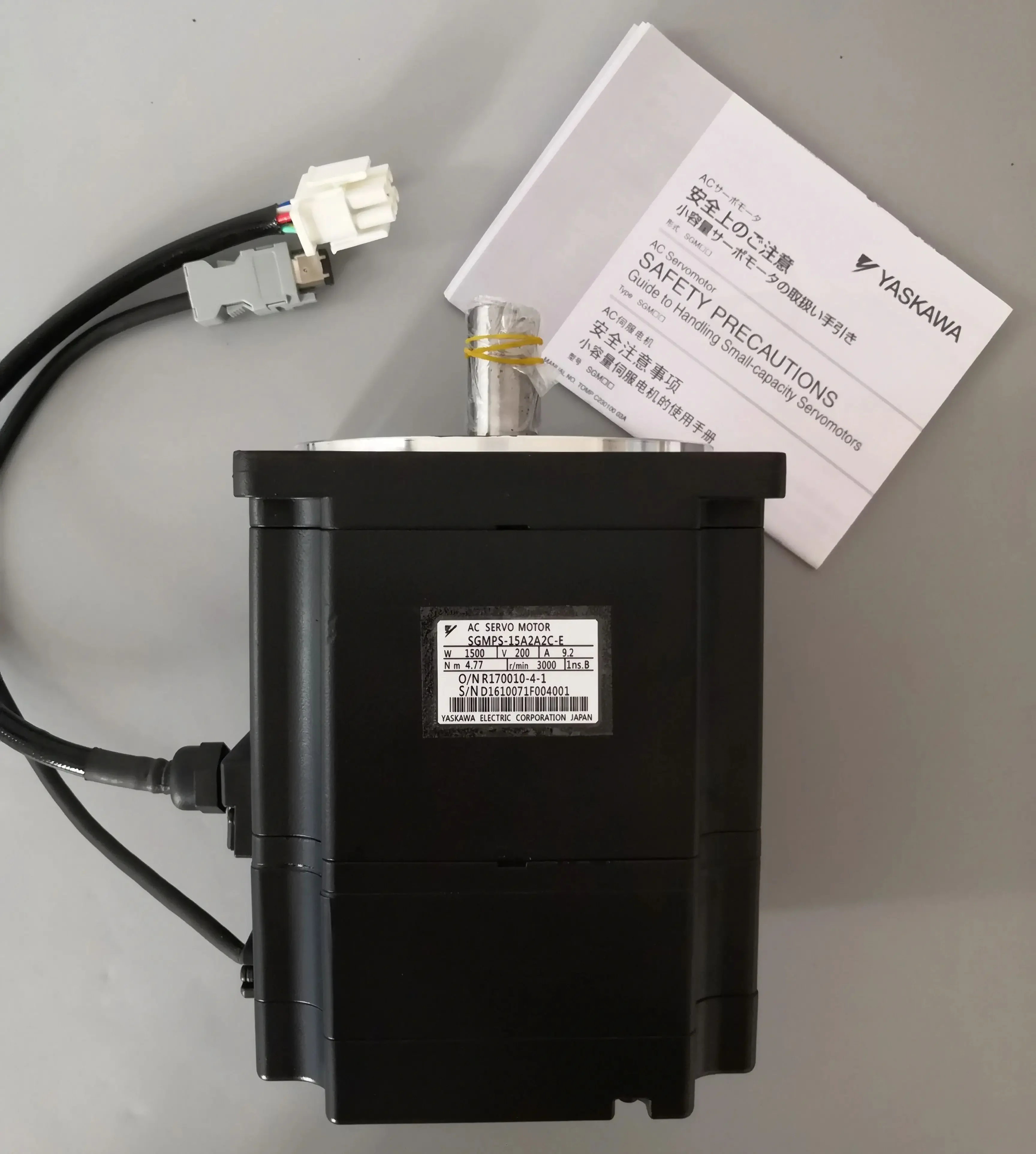 

SGMPS-15A2A2C-E Brand New Servo Motor，Fast shipping，SGMPS 15A2A2C E，In Stock