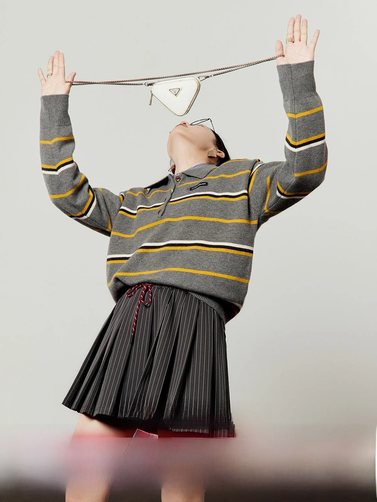 

Вязаный свитер с воротником для женщин, повседневный, в стиле колор-блок, весенняя новинка, свободный крой, длинный рукав, полосатый узор