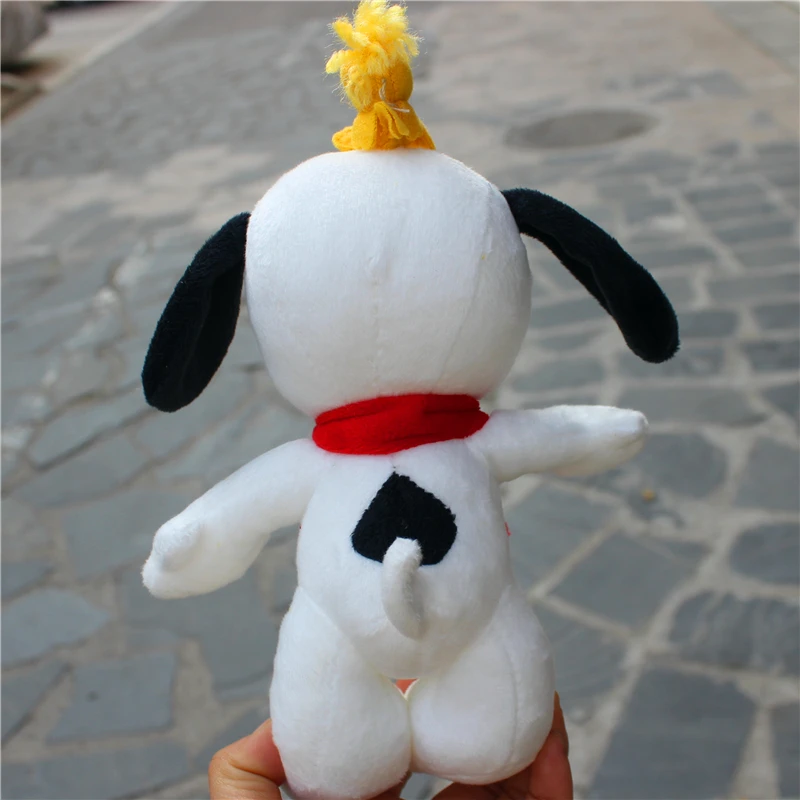 1piece 18CM Peanuts Snoopy dog with red scarf Snoopy with Woodstock bird stuffed dolls Christmas gift Valentines Gift toys