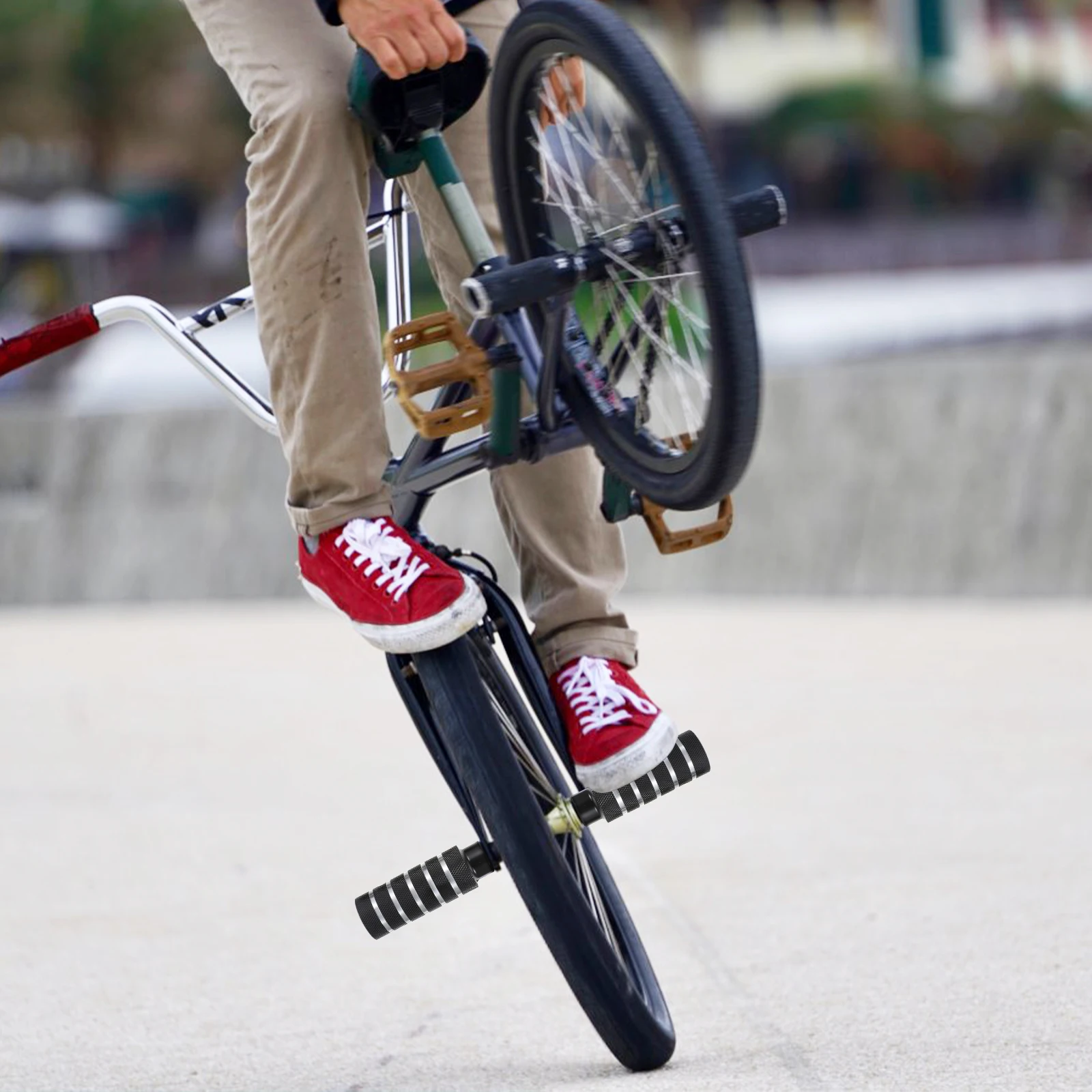 

1 Pair Aluminum Alloy Pegs Anti-Skid Pedals Rear Pedals Sturdy Alloy Bike Pegs Cycling Accessories For Mountain