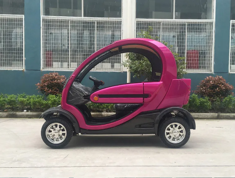 Mini auto elettrica a 4 ruote