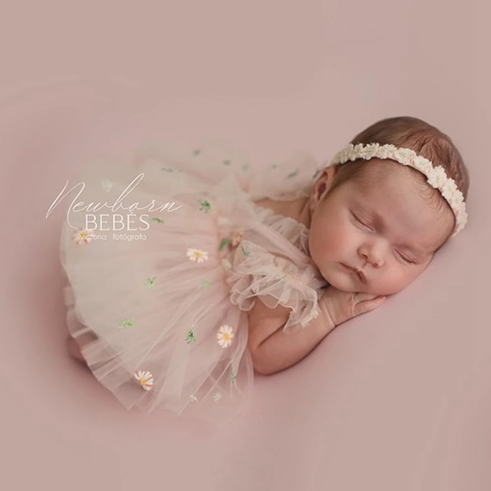Baby Girl Newborn Photography Props Tutu Ruffle Skirt Daisy Embroidery Tulle Dress Soft Infant Photo Shoot Outfit