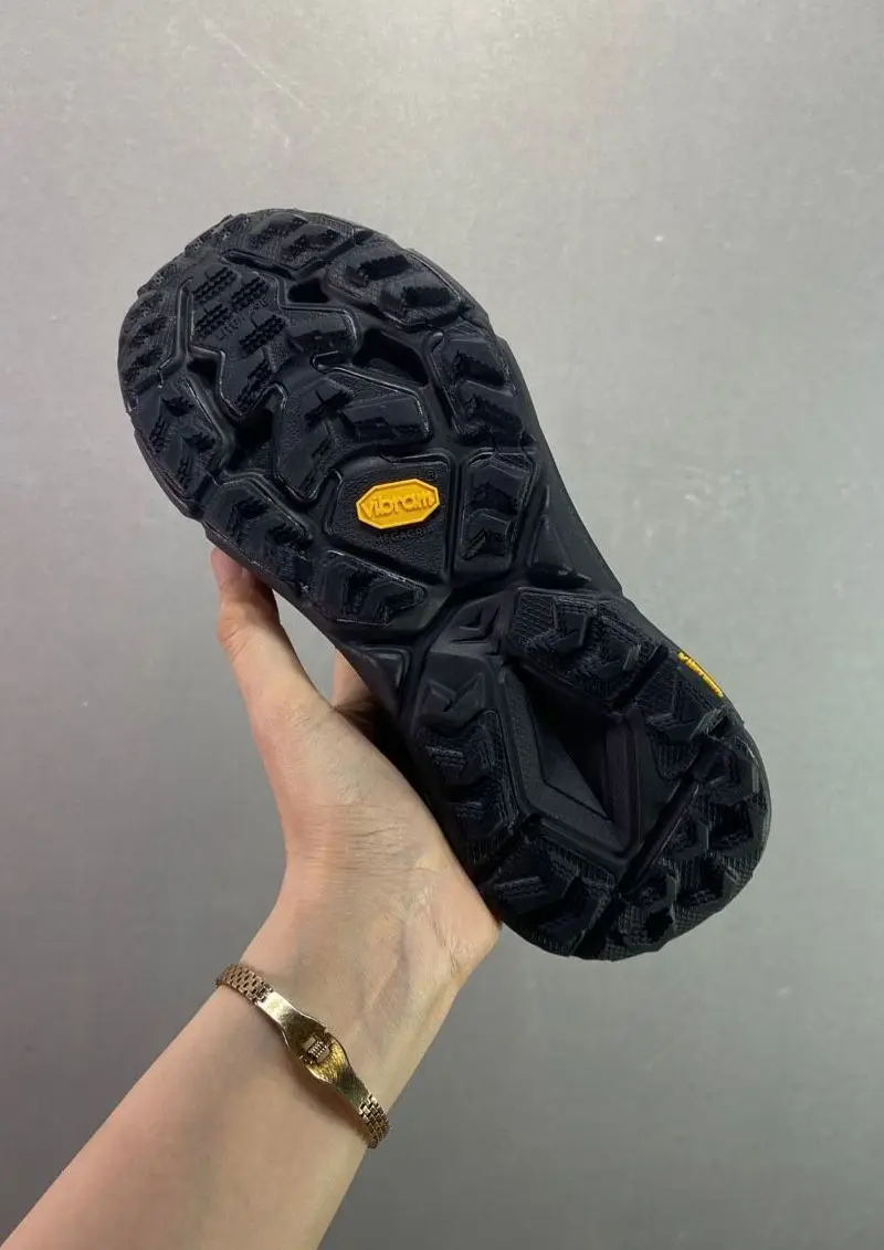 

Luxury,Fashion,2025 New Style,Couple Casual Sneakers,Fashion Shoes