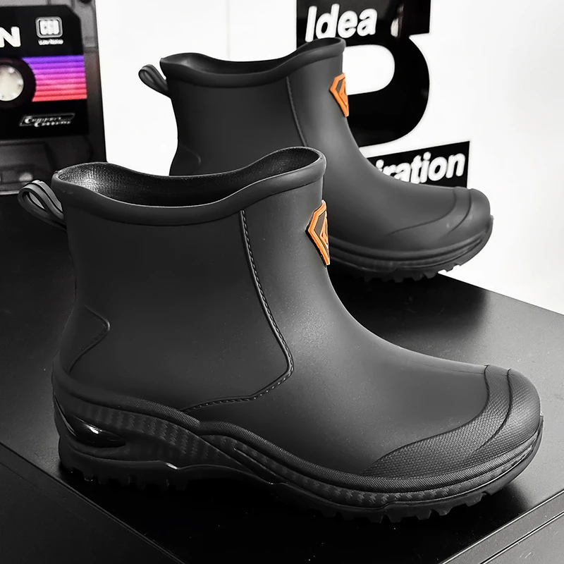 Men's Rain Boots Outdoor Wear-Resistant Mountaineering Fishing Non-Slip Short-Tube Waterproof Water Shoes Rain Boots view 2