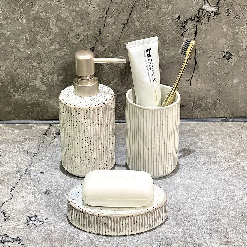 Creative Splatter Black Dot Ceramic Lotion Bottle / Mouthwash Cup Soap Dish Bathroom Accessories Hotel Press-type Soap Dispenser