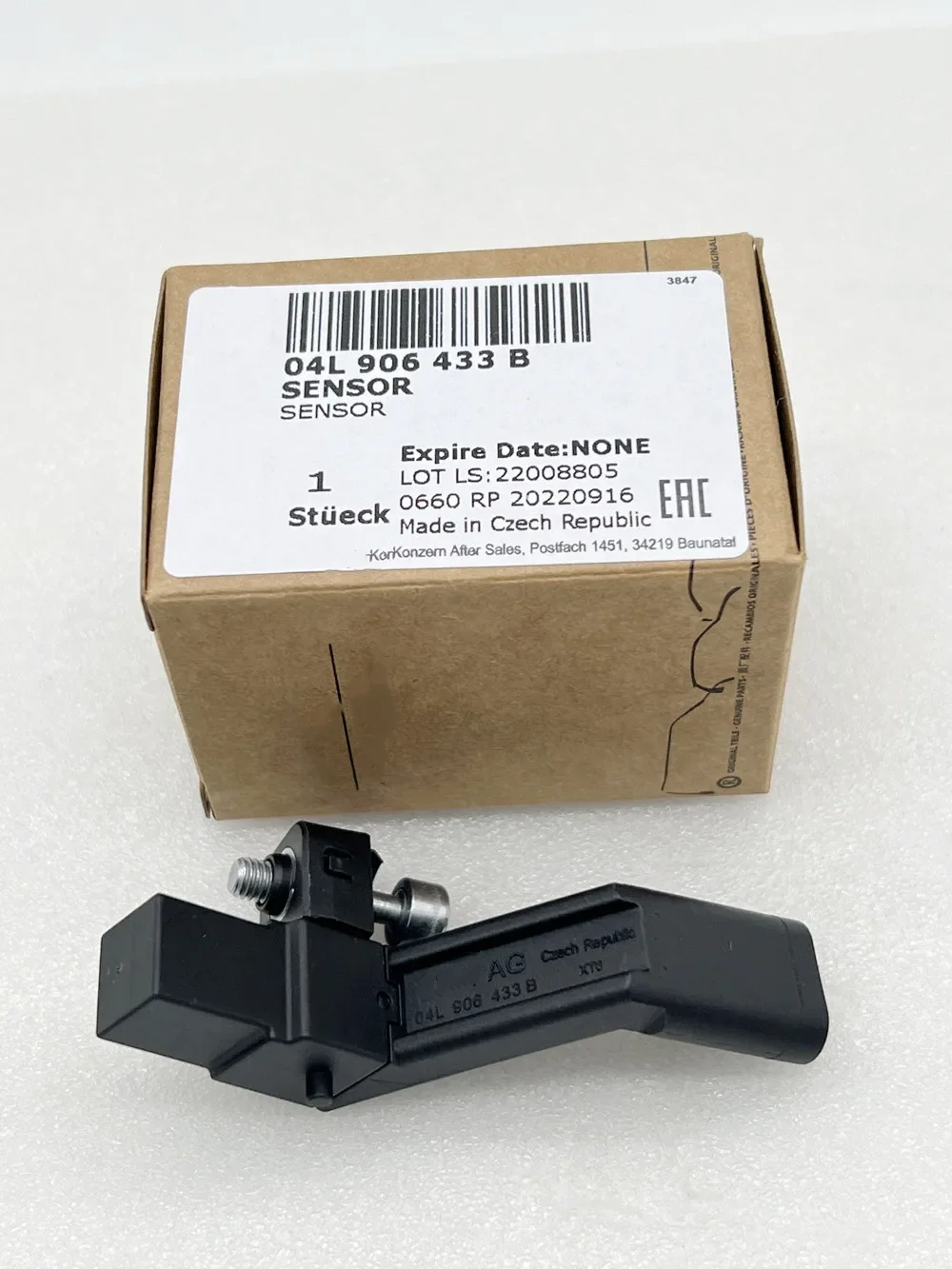 

Brand New OEM Pulse generator crankshaft 04L906433B Impulse Sender For Audi A3 A4 A5 A6 Seat Skoda VW 2.0 TDI 1.6 TDI