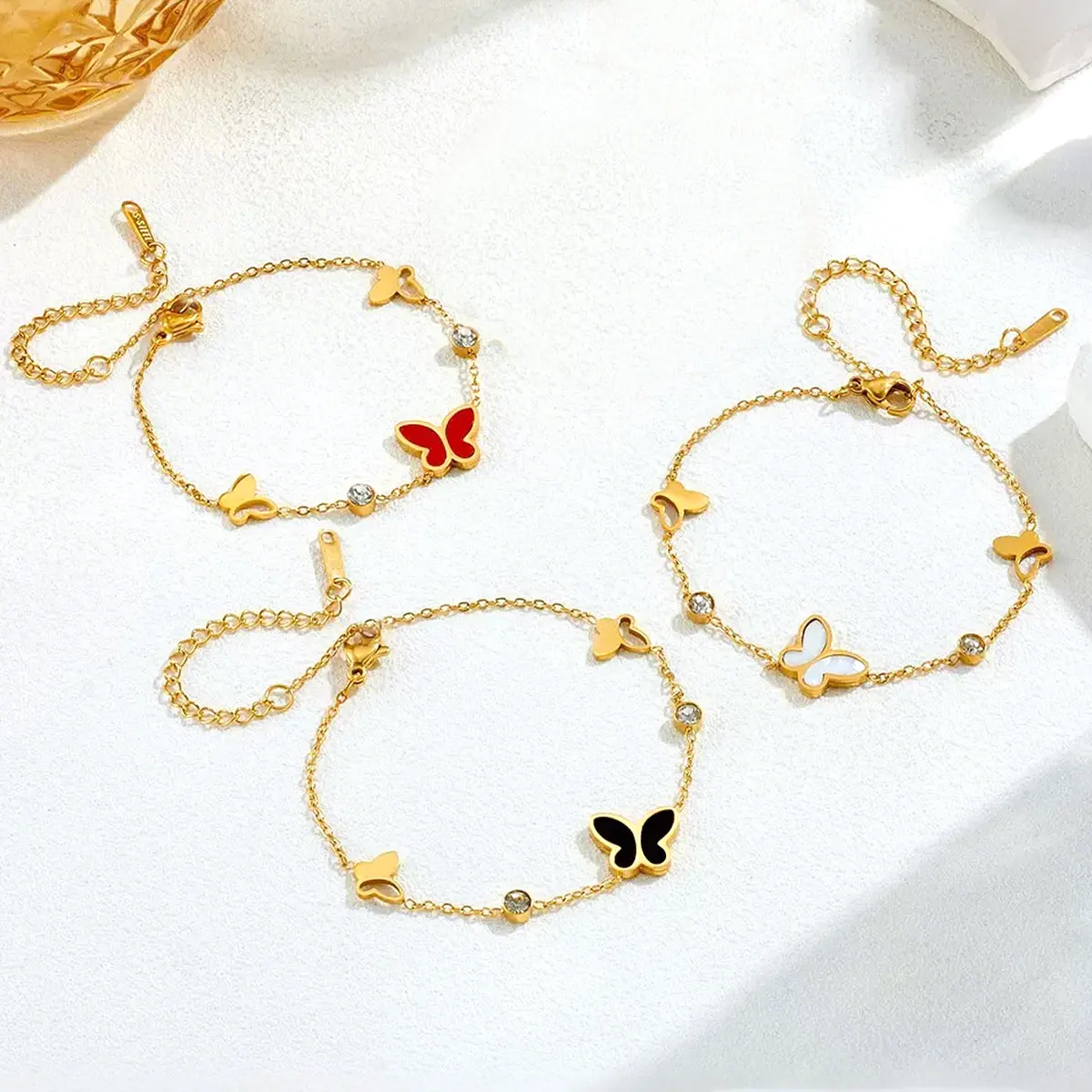 1 Stainless Steel Bracelet with Mother-Of-Pearl and Rhinestone Inlay, Elegant Butterfly Design for Women