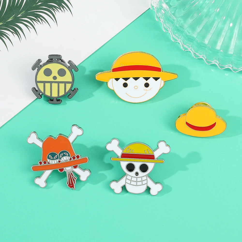 One Piece Brosche Anime Cartoon Monkey D. Luffy Totenkopf Rucksack Kleidung Accessoires Legierung Emaille Anstecknadeln Broschen Abzeichen – Detail 2