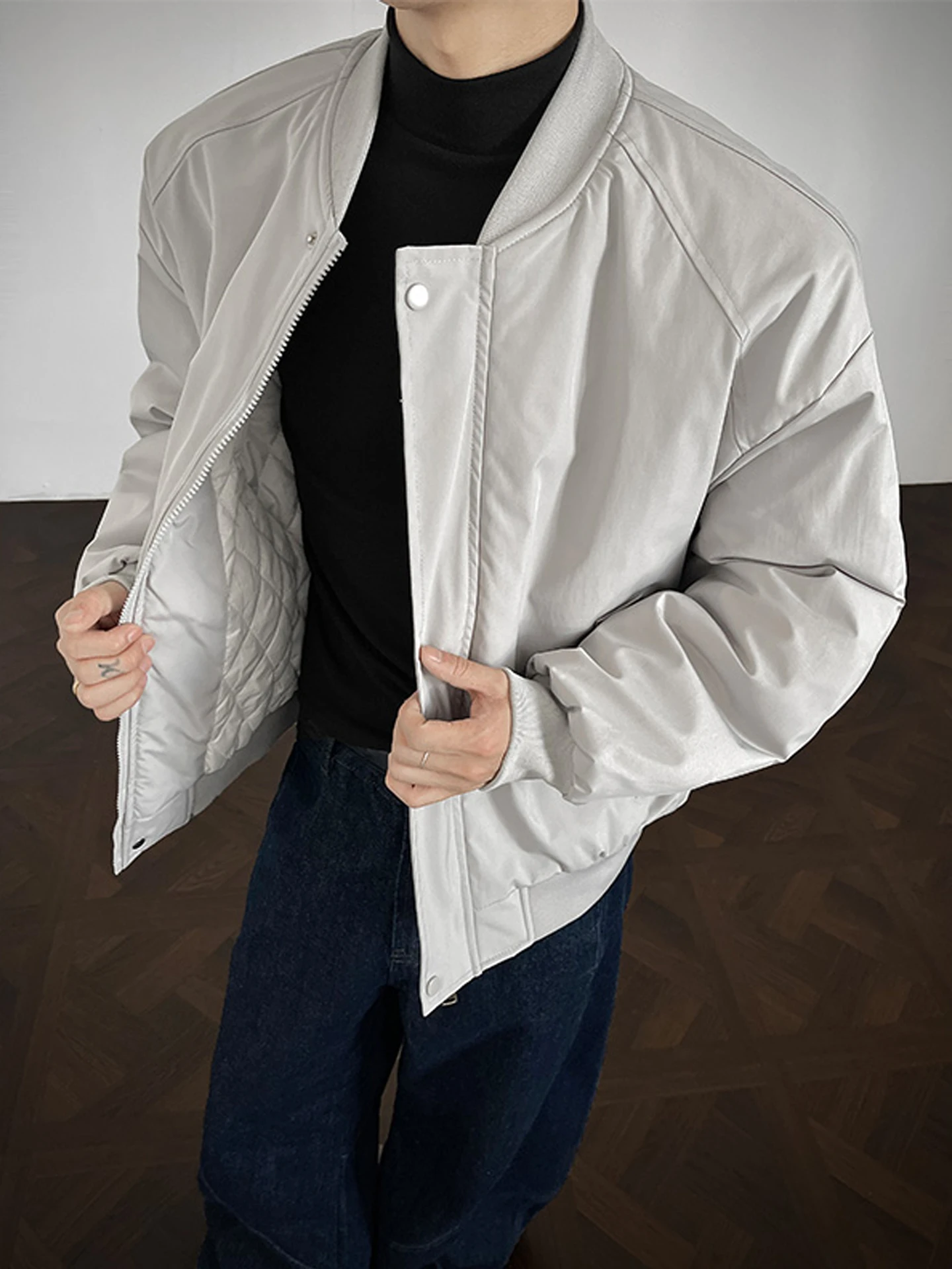 

Мужская зимняя теплая куртка-бомбер из хлопка с воротником-стойкой, утепленная, на молнии, из полиэфирного волокна...