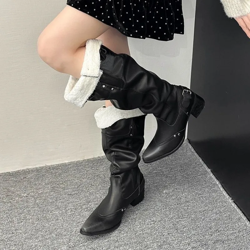

Woman Black Punk Knee High Platform Low Heel Trend Punk Gothic New Rock Leather Fashion Women Chunky Knight Motorcycle Footwear
