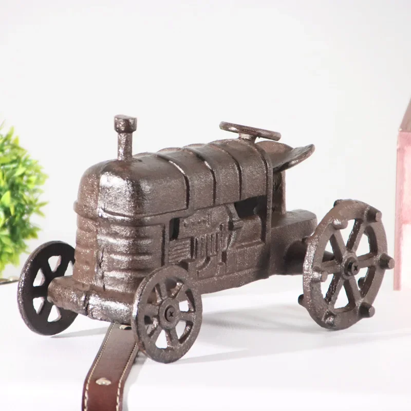 Rustic Cast Iron Classic Table Tractor Model Home Garden Desk Decorative Shopcase Display Handmade Metal Farm Tractor Figurines