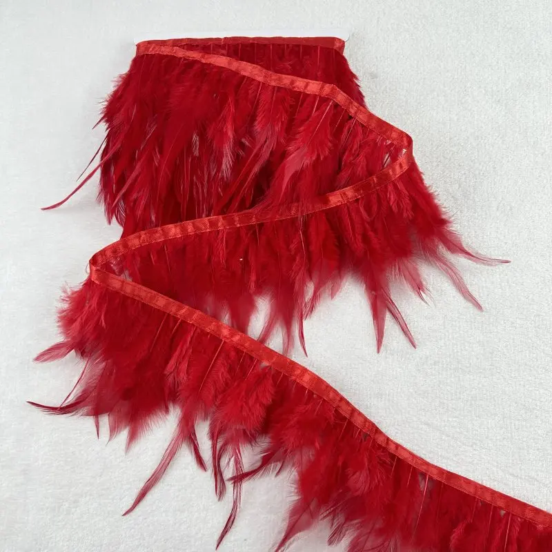 Großhandel 10 mt/los Natürliche Braun Rot Schwarz Huhn Hahn Hahn Schwanz Feder Fringe feder trimmen für Kleidung Dekorationen – Detail 5