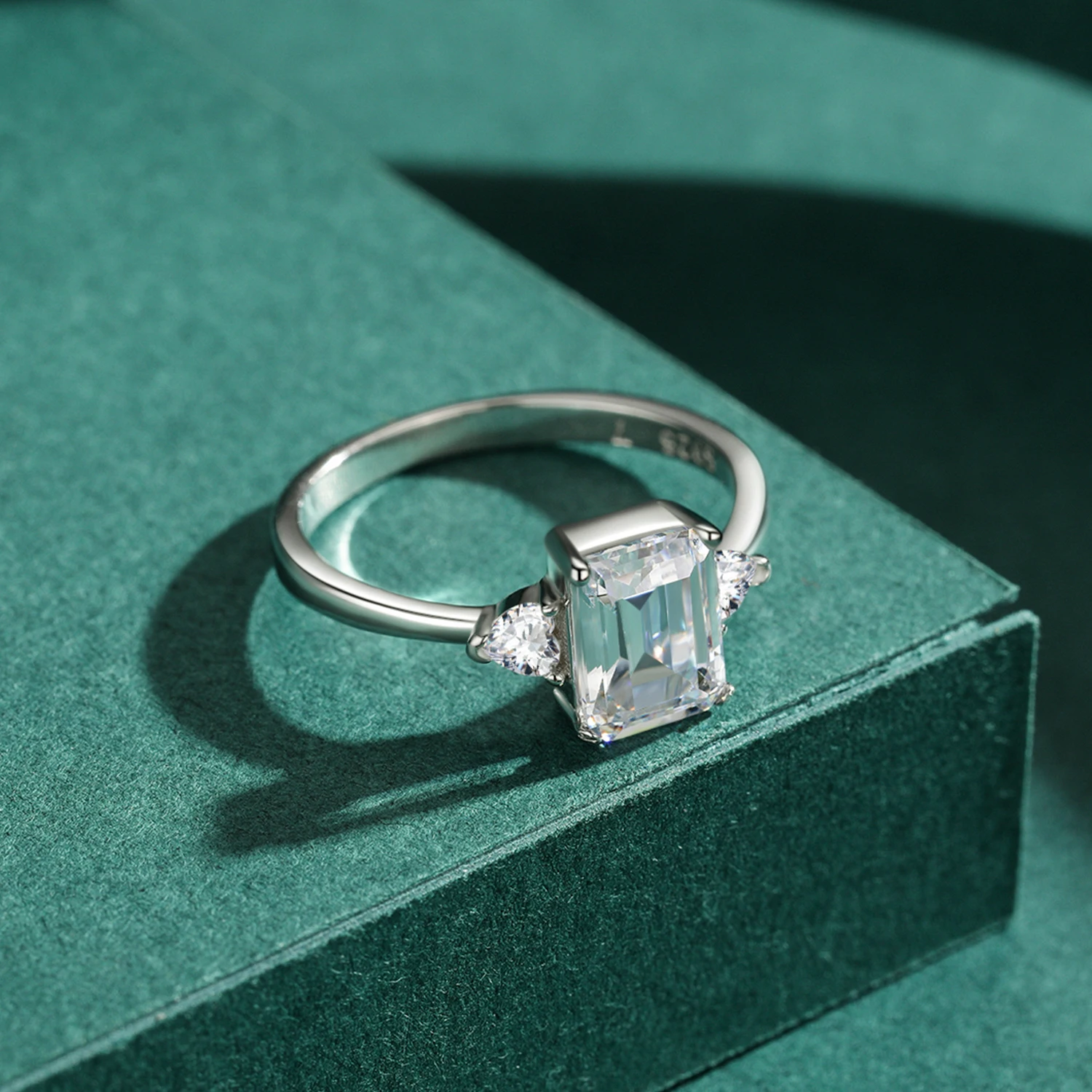 Modian 100% 925 Sterling Silver Luxury Rectangle Emerald Cut 2CT Clear AAAAA CZ Finger Rings For Women Statement Wedding Jewelry
