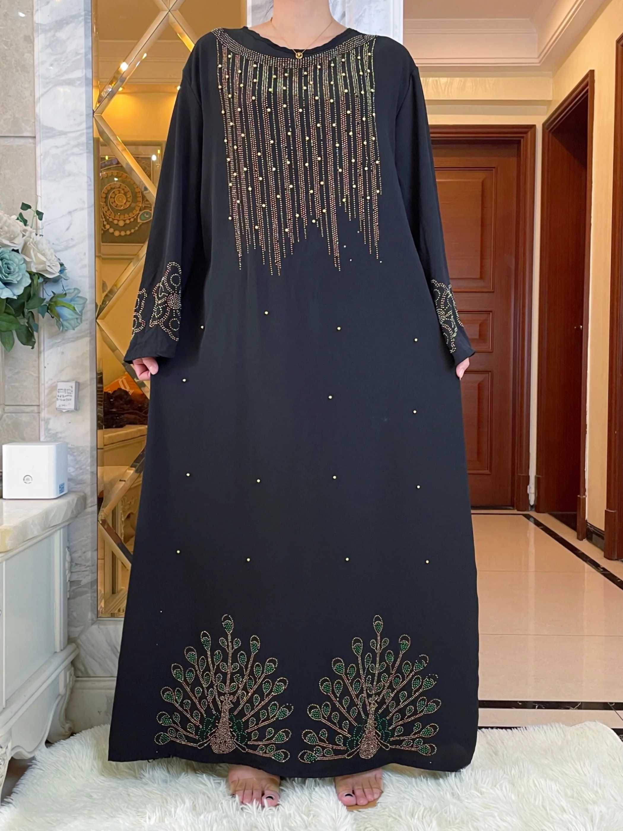 

Latest Middle East Ramadan Long Sleeve Black V-neck Abaya Dubai Kimono Kaftan Caftan Turkish Islamic Clothing Muslim For Women