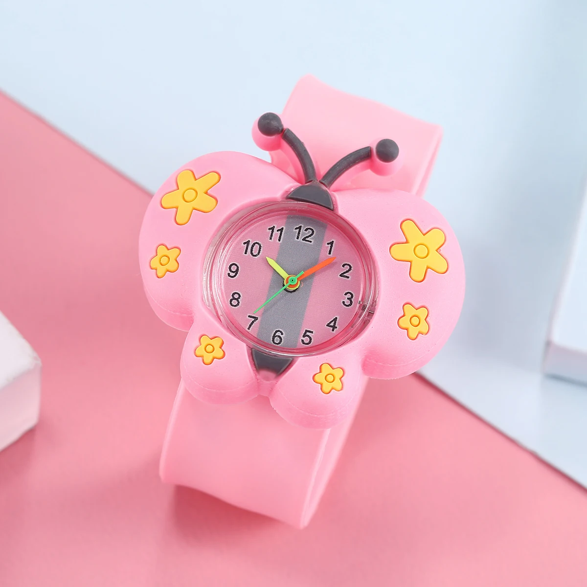 Jam tangan bayi kartun 3D hadiah ulang tahun anak laki-laki perempuan tua waktu belajar mainan jam gratis baterai cadangan