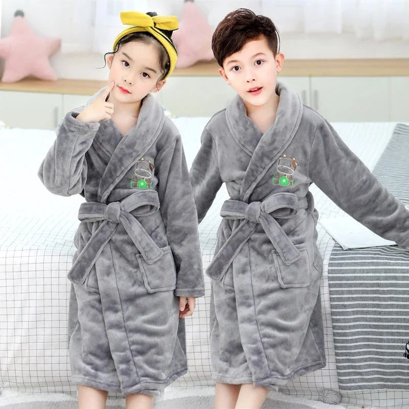 New Arrival Flannel Bathrobe for Boys and Girls Hooded Bear Bathrobes Kids Baby Dressing Gowns Children Winter Sleepwear 4-14T