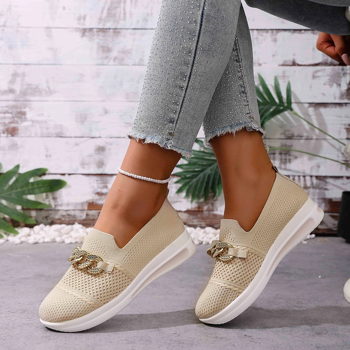 Summer Women Sneakers Spring Fashion Women Casual Shoes Sports Knitting Sneakers Flat Hollow Out Chain Plus Size Shoes Women