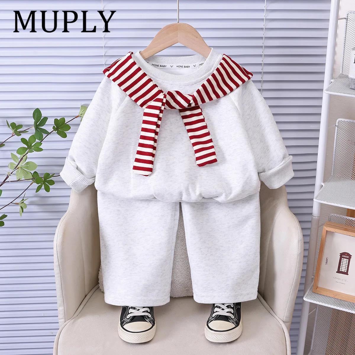 Girls' Casual Hoodie Set 2026 Spring New Children's Striped Shawl Long Sleeved Top Baby Versatile Sweatpants