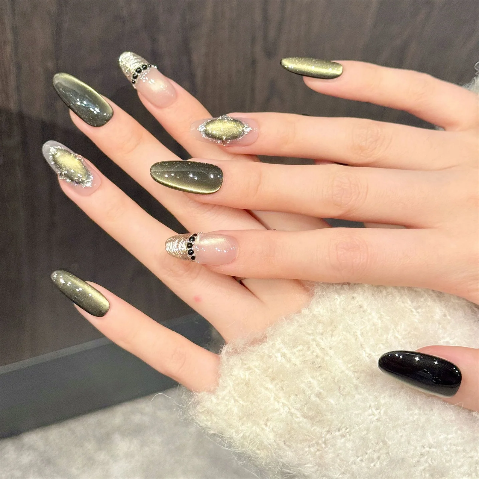 10Pcs Handmade Dark Green Cat's Eye Press on Nails Almond Advanced Fake Nails with Designs for Women Wearable Ballet Nail Art
