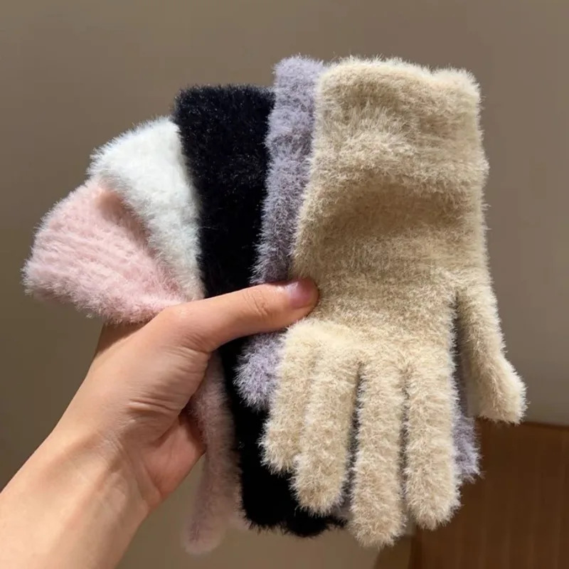 Guantes de terciopelo de Coral suave para mujer y niña, manoplas cálidas de felpa gruesa de dedo completo, calentador de manos de moda coreana,