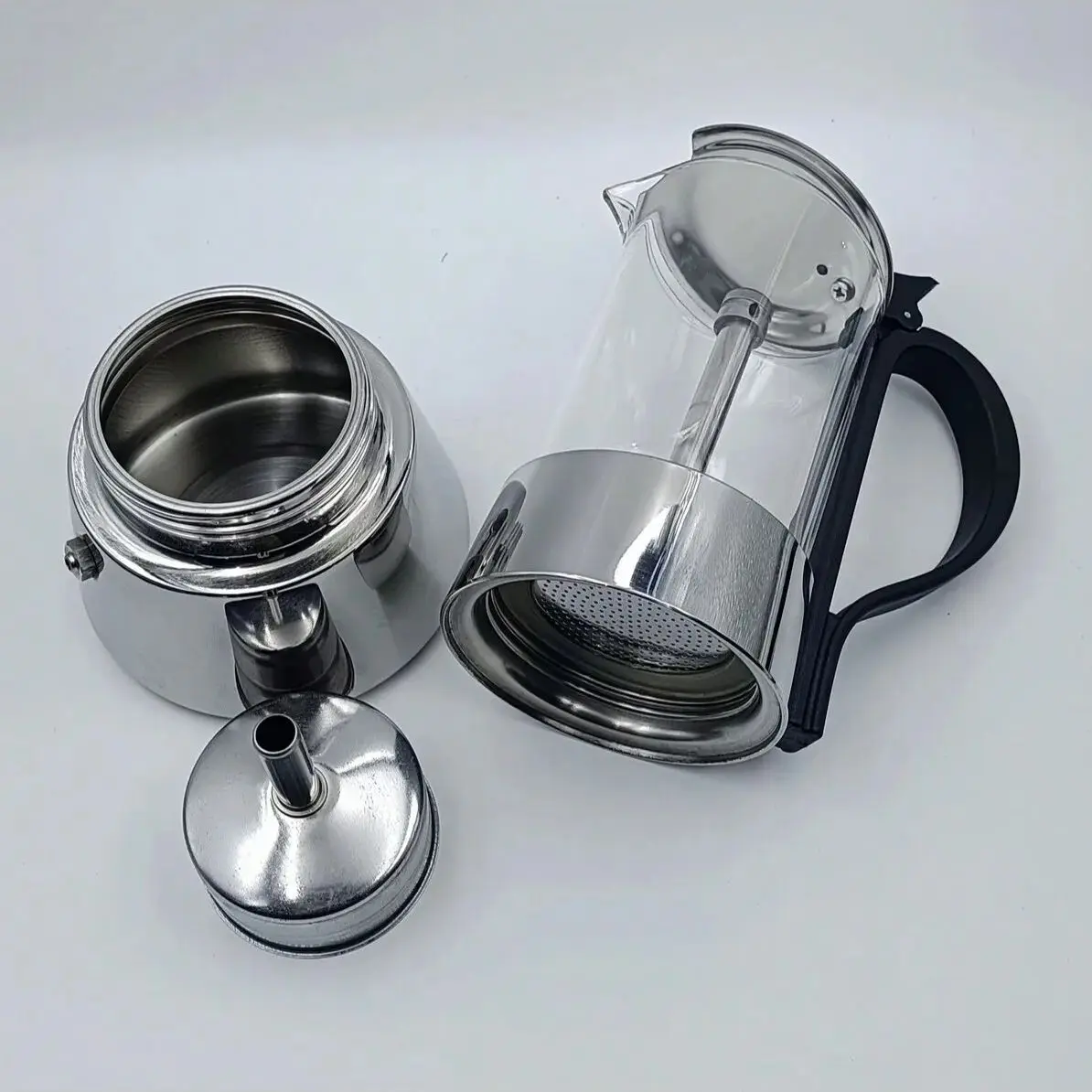 4 أكواب من وعاء موكا شفاف: جسم زجاجي عالي البورسليكات، قاعدة متينة 430. استخدام المنزل/المكتب/التخييم. يعمل على الحث والغاز