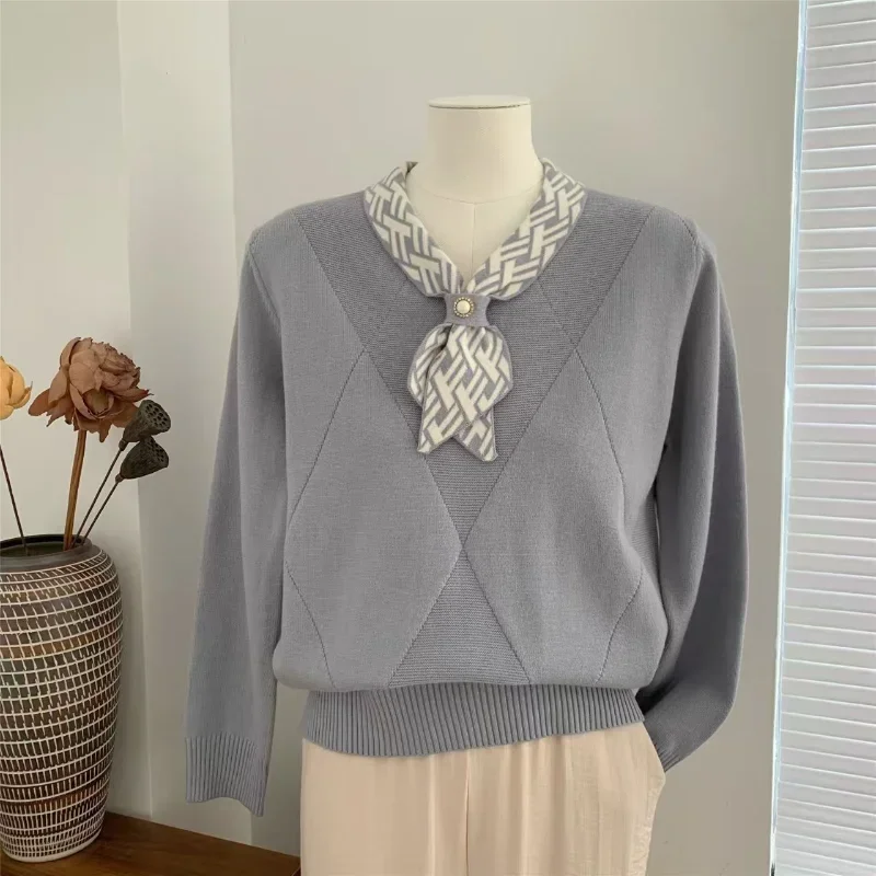 

Women's Pullover Long-sleeved Contrasting Scarf Neck Casual Sweater Knitted Fashionable Elegant Top