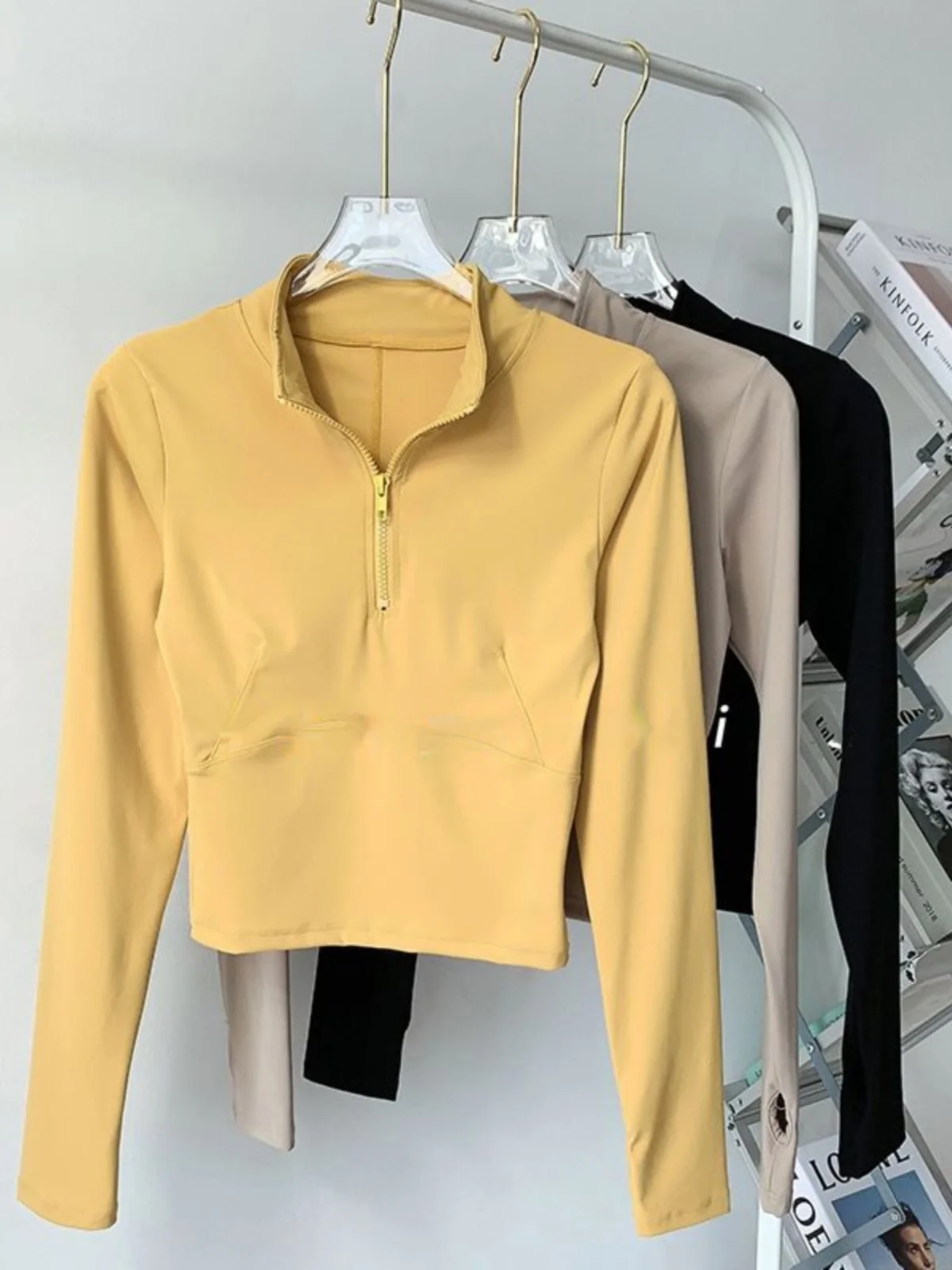 Slim Fit Long Sleeve Yoga Top Women's Sportswear Fitness Running Jacket Stand Collar Design Polyester Fiber Short Length