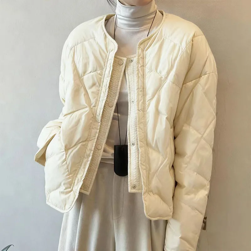

2026 Thin Cotton-Padded Jacket Female Short Spring Autumn Outcoat Round Neck New Korean Down Coat Women Parkas Bread Outwear Top