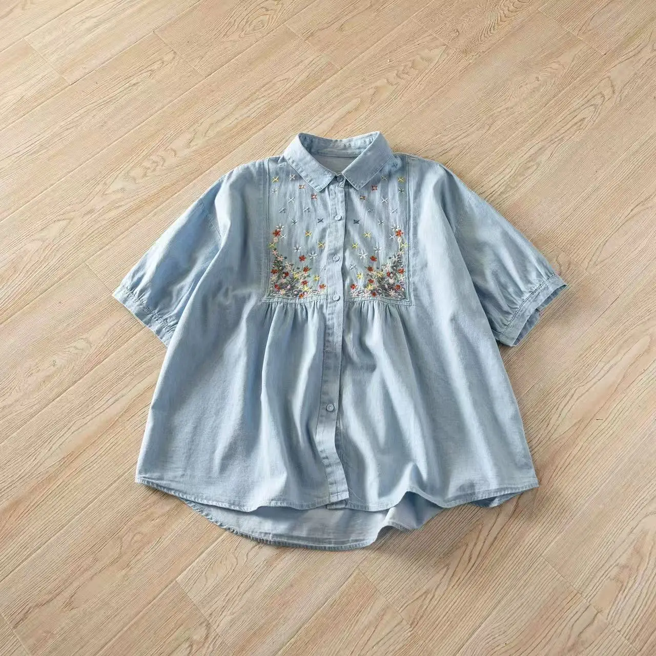 2026 Cotton Vintage Floral Embroidered Denim Short Sleeve Shirt Loose Lapel Short Sleeve Blouse Summer Tops For Women