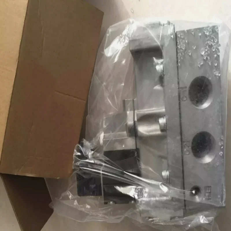 Brand New Original Pilot-Operated 5-Way Valve  4F210-08-L-DC24V/Z  4F410-10-AC220V  4F610-20-AC220V  4F610-20-DC24V