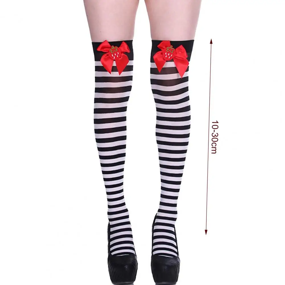 1 par de medias navideñas para mujer, calcetines hasta la rodilla a rayas con bloques de colores, decoración de lazo, medias ajustadas para actuaciones, calcetines largos para Cosplay