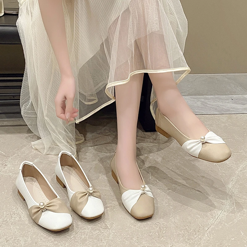 أحذية نسائية جديدة للتنقل لعام 2025 لفصل الصيف - أحذية ماري جين بكعب مكتنز للنساء الصغيرات، طراز فرنسي أنيق، مثالية مع