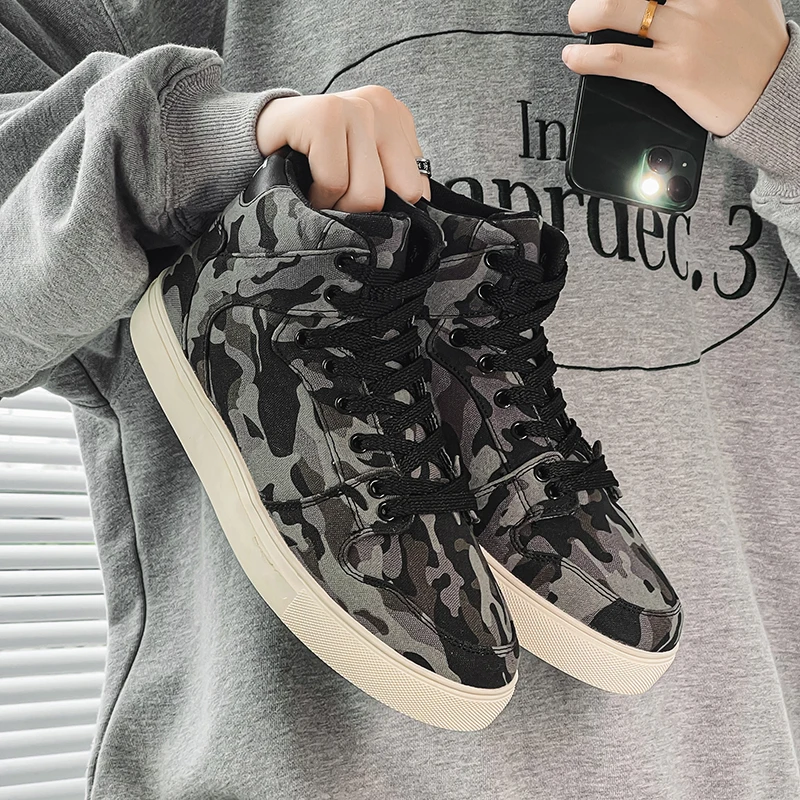 Hip hop Camouflage Shoes Men Casual Sneakers High Top Plaform Comfy Big size 47 Men Running Board Shoes Trend Tenis masculino