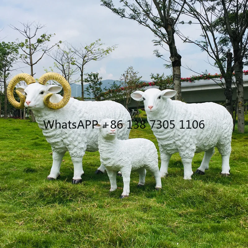 

Outdoor park forest simulation animal sheep fiberglass goat sculpture sketch shopping mall Meichen store entrance ornament