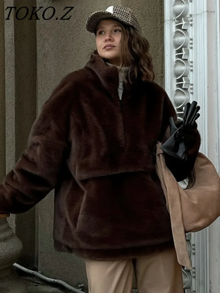

TOKO Women's Spring Summer Half Zip High Neck Oversized Faux Fur Sweatshirt Casual Vacation 2026 Trendy Feminine Fashion Coat