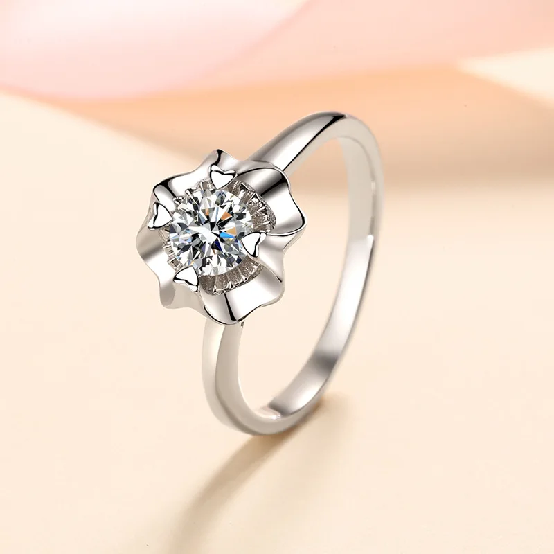 

HAIMAITONG Heart-shaped four-claw ring for women, Pt950 platinum set with moissanite, wedding band